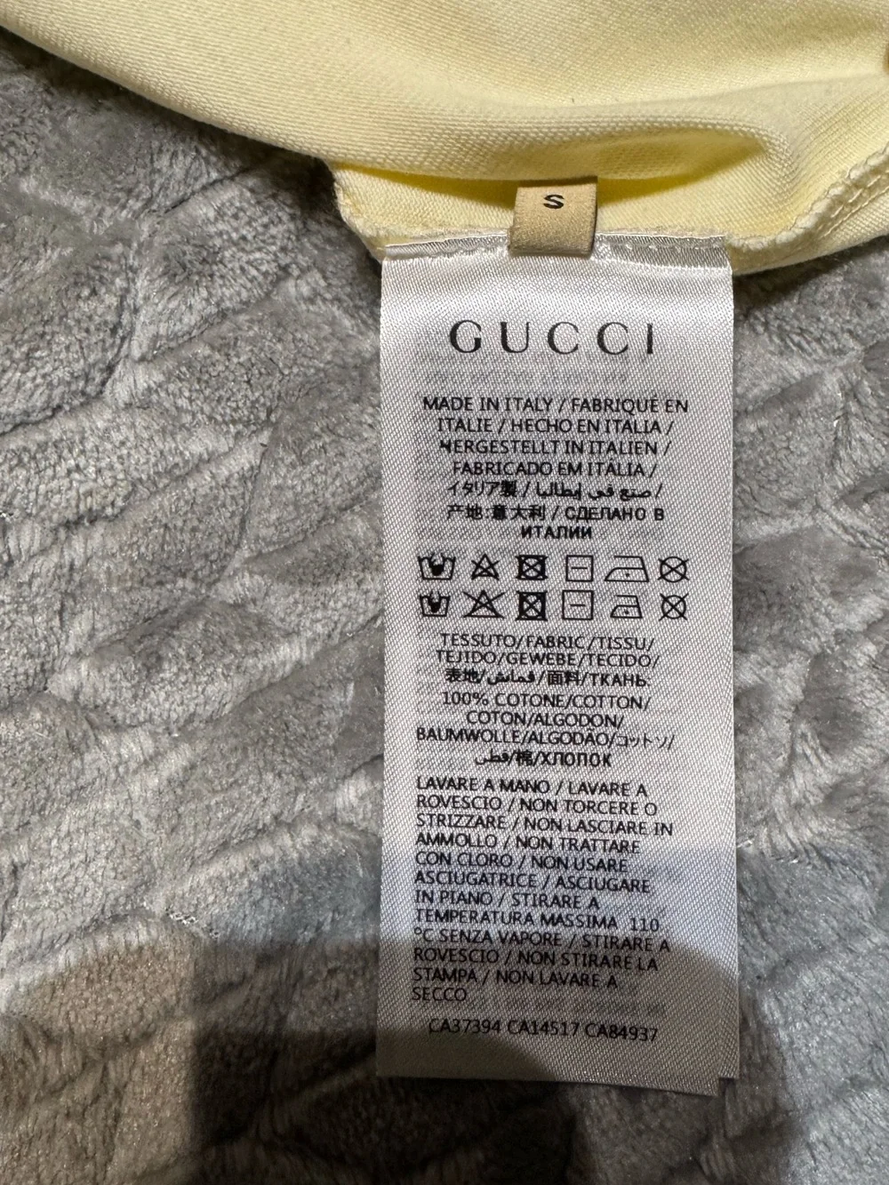 Oversized Gucci Cream Tee with Red & dark green Graphic Logo